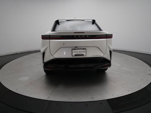 Used 2025 Lexus RZ 300e image 25