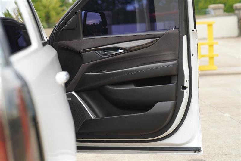 Used 2016 Cadillac Escalade Platinum AWD/4WD image 75
