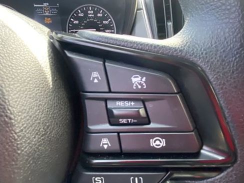 Certified 2024 Subaru Crosstrek 2.0i Premium image 25