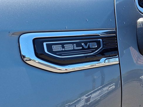 Used 2024 GMC Sierra 1500 SLT w/ SLT Premium Plus Package AWD/4WD image 36