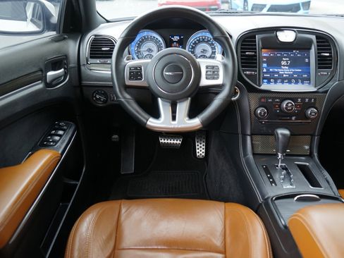 Used 2014 Chrysler 300 SRT8 w/ Leather Interior Group image 15