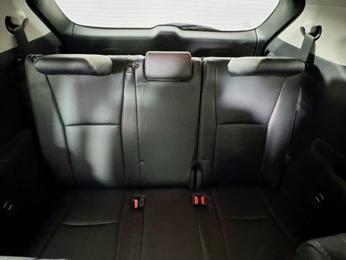 Certified 2024 Toyota Highlander Platinum AWD/4WD image 29