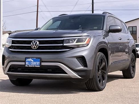 Used 2022 Volkswagen Atlas SE w/ Panoramic Sunroof Package image 11