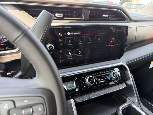New 2026 GMC Sierra 2500 Denali w/ Technology Package AWD/4WD image 25