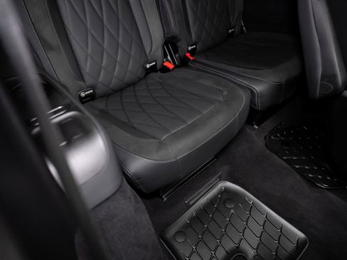 Used 2025 Mercedes-Benz GLS 63 AMG 4MATIC image 77