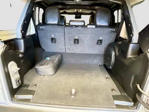 Used 2022 Jeep Wrangler Unlimited Rubicon 4xe w/ Steel Bumper Group image 17