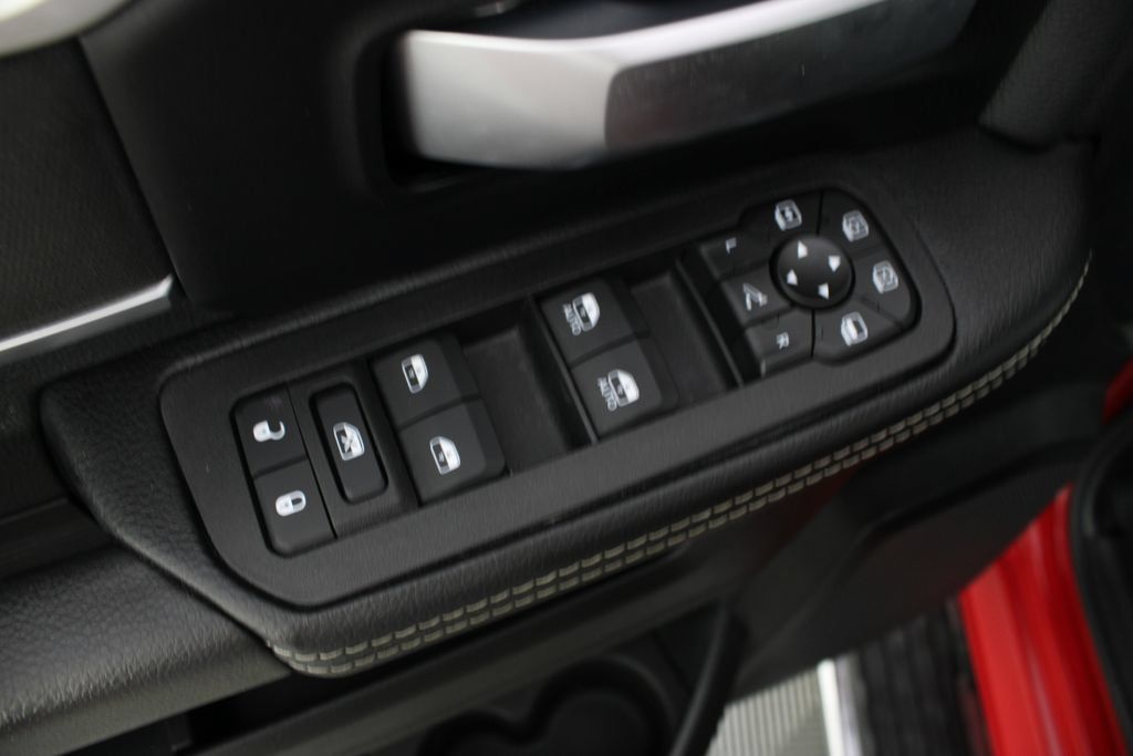 Used 2026 RAM 2500 Big Horn AWD/4WD image 14