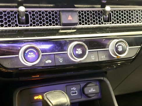 Used 2022 Honda Civic Sport image 10