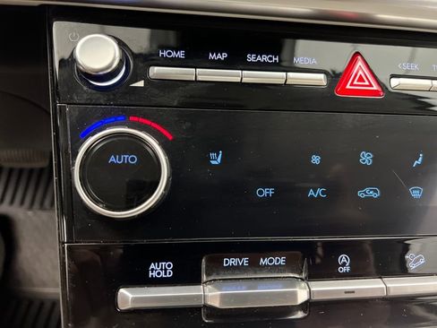 Used 2025 Hyundai Santa Fe SEL image 54