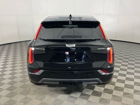 New 2026 Cadillac Optiq Sport 2 w/ LPO, Floor Liner Package AWD/4WD image 5