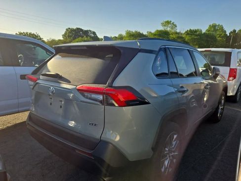 Used 2023 Toyota RAV4 XLE Premium FWD image 2