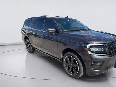 Used 2024 Ford Expedition Max Limited AWD/4WD image 6