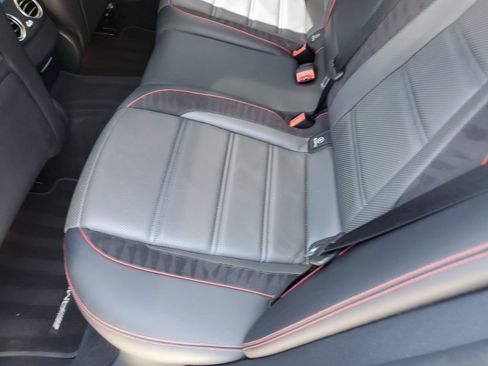 Used 2022 Mercedes-Benz E 53 AMG 4MATIC Sedan image 15