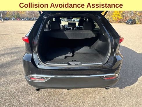 Used 2024 Toyota Venza Limited image 10