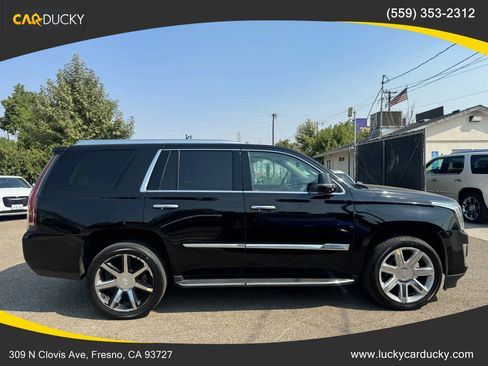 Used 2015 Cadillac Escalade Luxury image 4