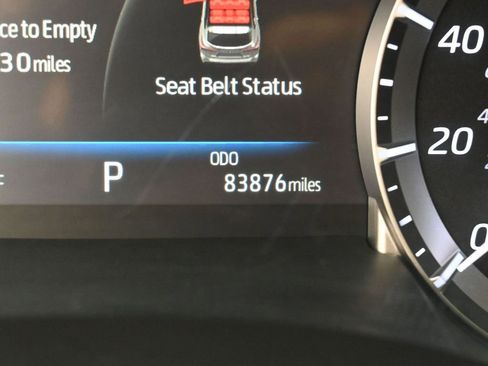 Used 2022 Toyota Highlander XLE AWD/4WD image 19