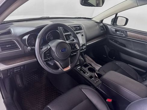 Used 2019 Subaru Outback 2.5i Limited AWD/4WD image 14