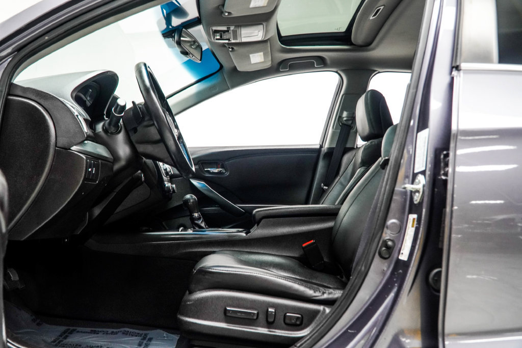Used 2018 Acura RDX w/ Technology Package AWD/4WD image 40