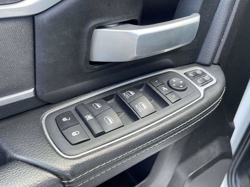 Used 2024 RAM 2500 Big Horn AWD/4WD image 16