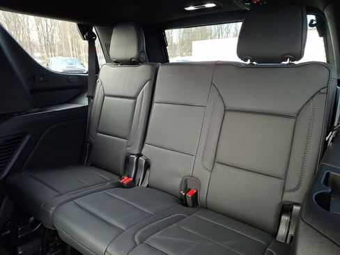 Certified 2023 GMC Yukon Denali image 11