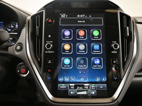 New 2026 Subaru Crosstrek 2.5i Limited w/ Crosstrek Mirror Package image 32