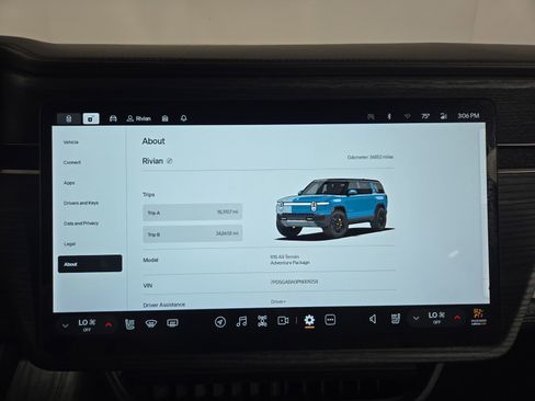 Used 2023 Rivian R1S Adventure AWD/4WD image 29