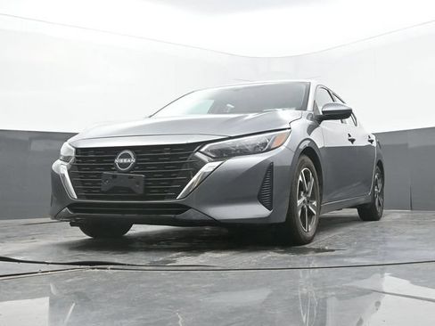 Used 2024 Nissan Sentra SV FWD image 54