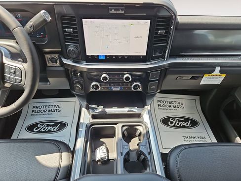 New 2025 Ford F250 Lariat w/ Lariat Ultimate Package image 11