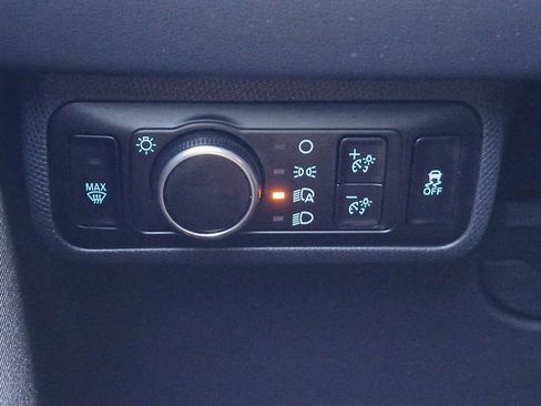 Used 2024 Ford Mustang Mach-E Select image 12