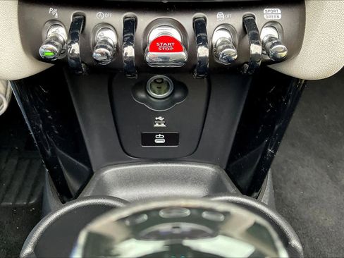 Certified 2023 MINI Cooper S image 32