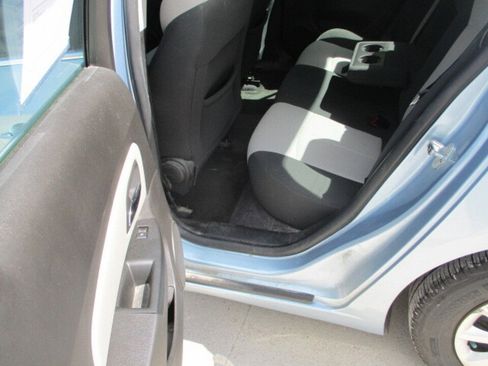 Used 2011 Chevrolet Cruze LS image 8