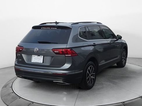 Used 2021 Volkswagen Tiguan SE w/ Panoramic Sunroof Package FWD image 5