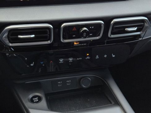 New 2026 Nissan Sentra SV w/ SV Convenience Package FWD image 21