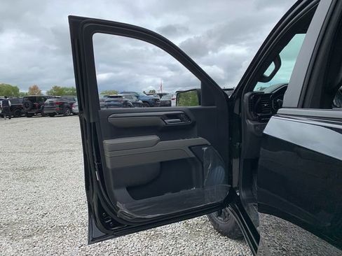 New 2026 Chevrolet Silverado 1500 ZR2 AWD/4WD image 12
