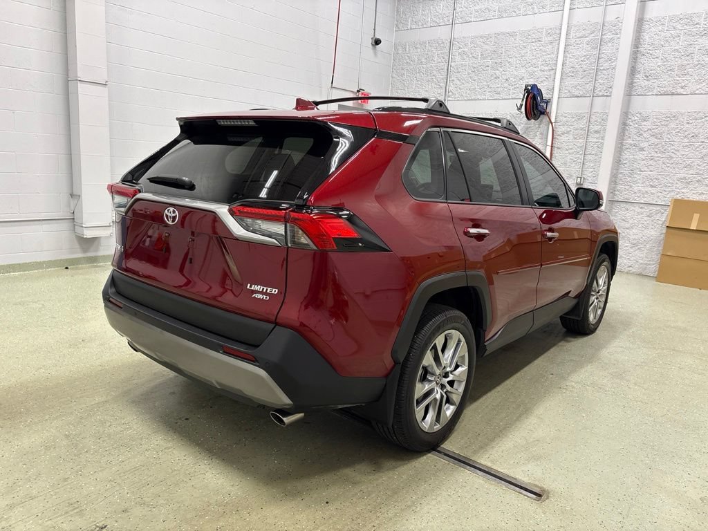 Used 2025 Toyota RAV4 Limited w/ Advanced Technology Package AWD/4WD image 4