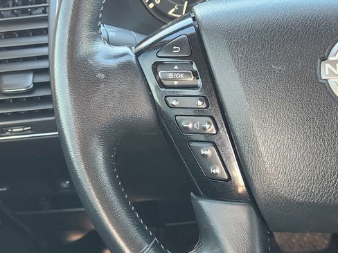 Used 2021 Nissan Armada SL image 28