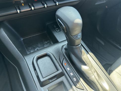 Used 2024 Chevrolet Colorado W/T RWD image 30