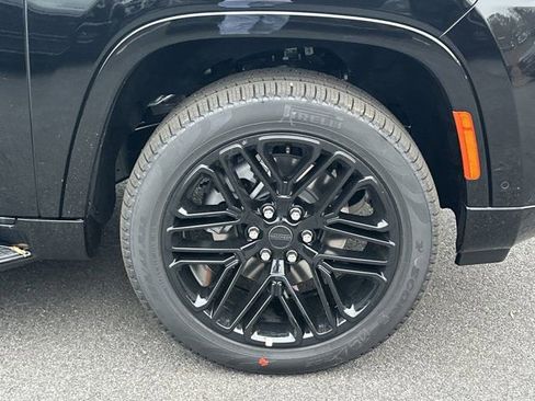 New 2025 Jeep Wagoneer Series II w/ Premium Group I image 15