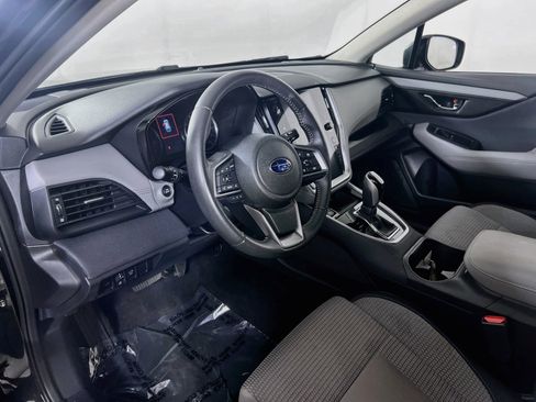 Used 2023 Subaru Outback Premium AWD/4WD image 9