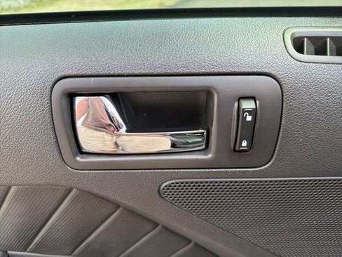 Used 2011 Ford Mustang GT Premium w/ GT Coupe Accessory Pkg 5 image 16