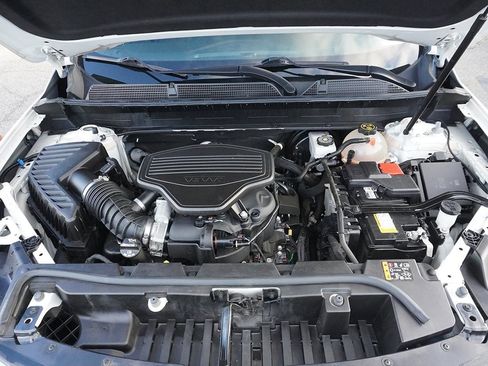 Used 2020 GMC Acadia SLE image 19