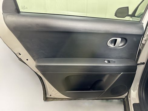 Used 2024 Hyundai Ioniq 5 SE image 26