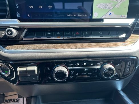 New 2026 Chevrolet Silverado 1500 RST w/ Z71 Off-Road Package AWD/4WD image 20