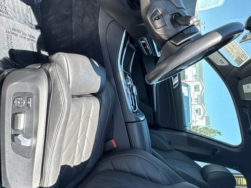 Used 2024 BMW X5 sDrive40i w/ M Sport Package RWD image 23