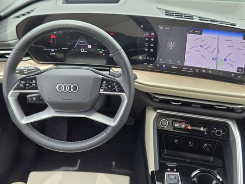 Certified 2025 Audi Q5 Prestige AWD/4WD image 35