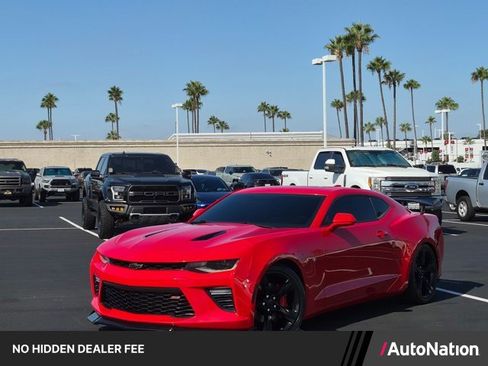 Used 2018 Chevrolet Camaro SS RWD image 1