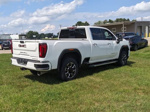 Used 2023 GMC Sierra 2500 Denali w/ Technology Package AWD/4WD image 3