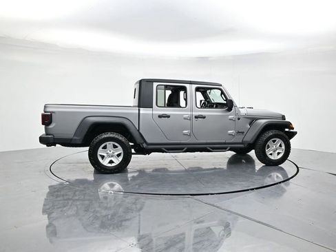 Used 2020 Jeep Gladiator Sport w/ Quick Order Package 24S image 2