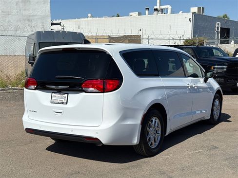 New 2025 Chrysler Voyager LX image 11