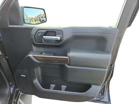 Used 2021 Chevrolet Silverado 1500 LT Trail Boss w/ Convenience Package II image 26